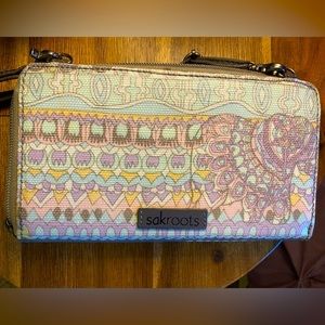 Sakroots Smartphone Crossbody Wallet. EUC.